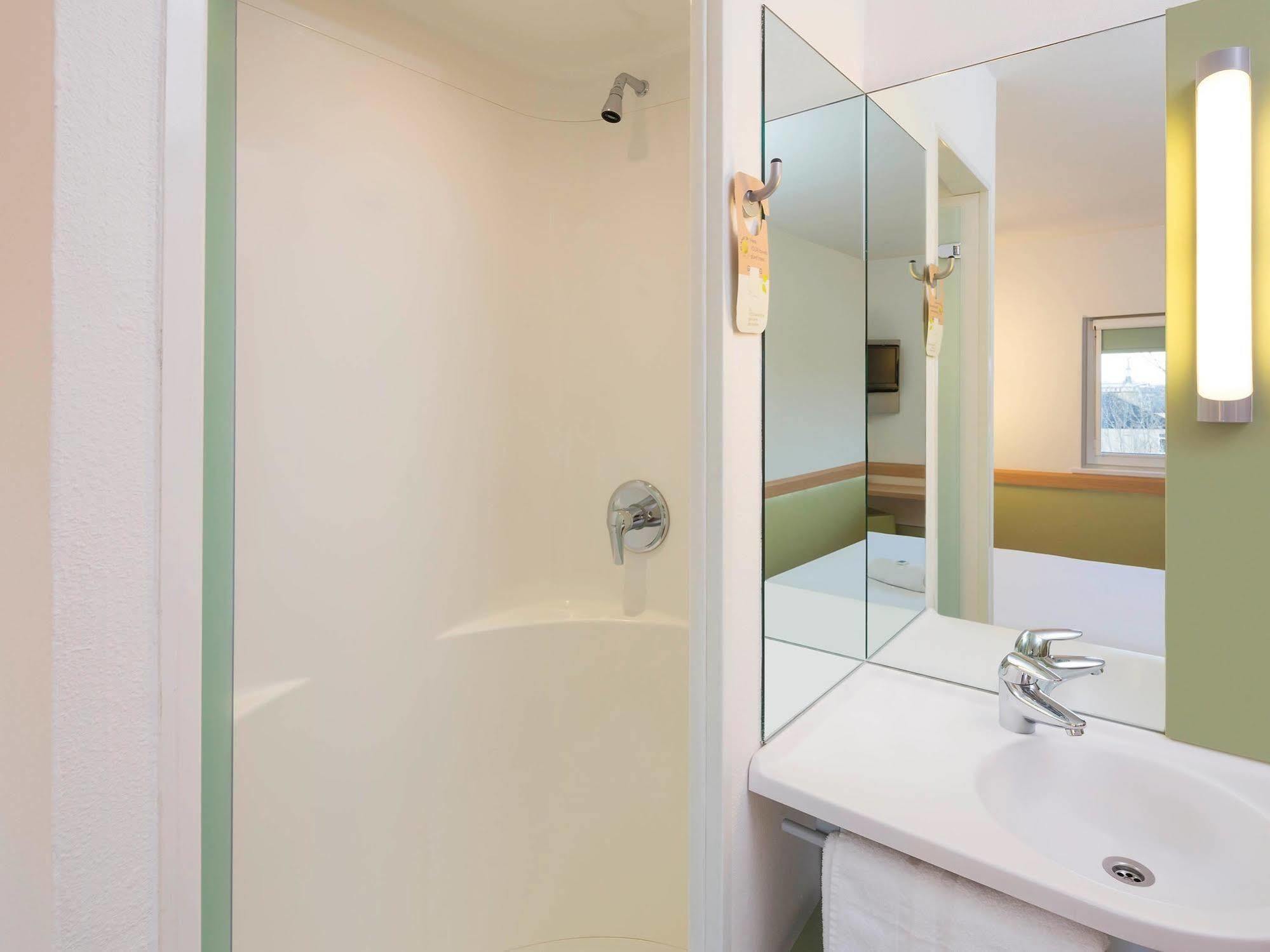 Ibis Budget Glasgow Esterno foto