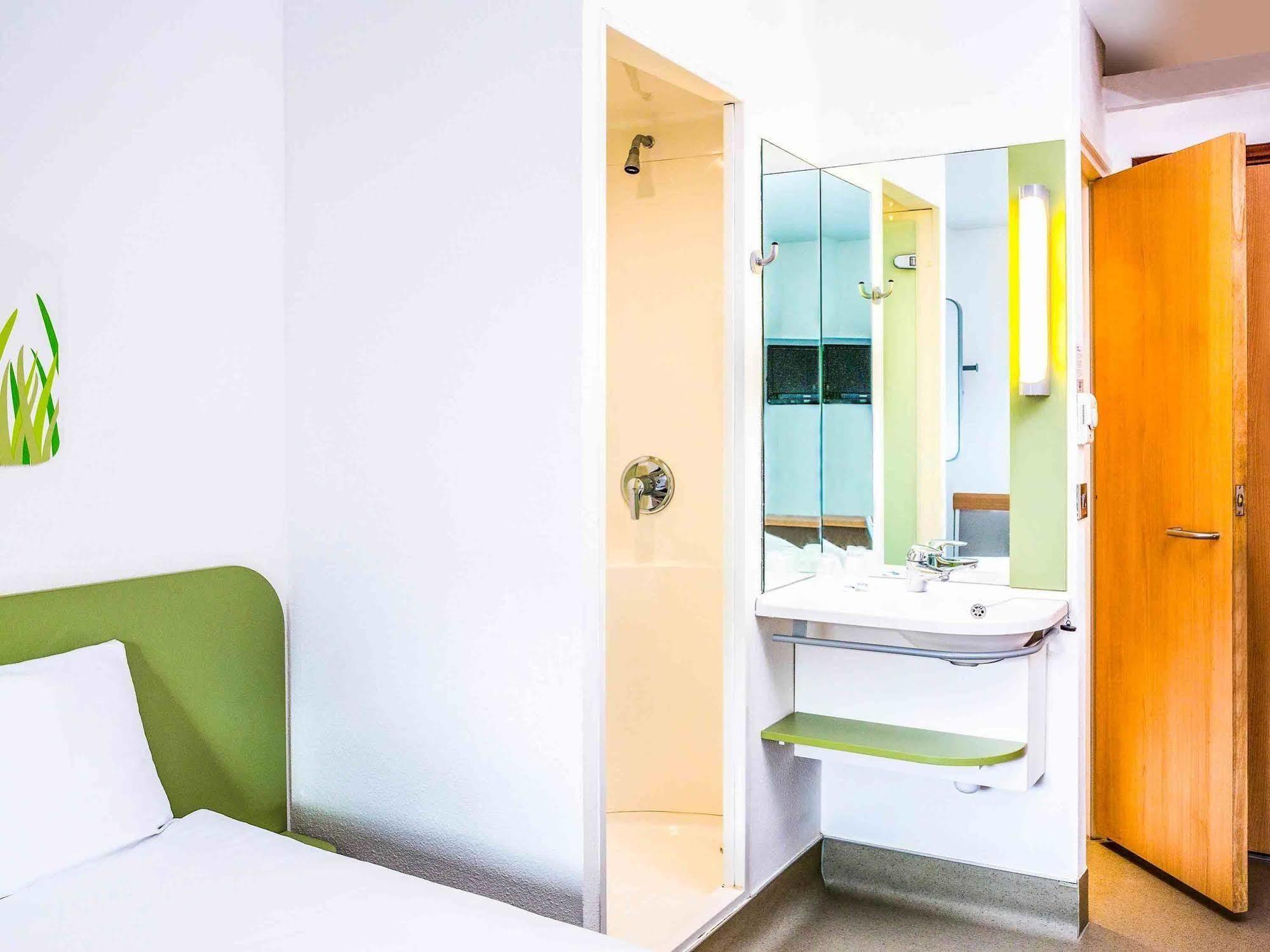 Ibis Budget Glasgow Esterno foto