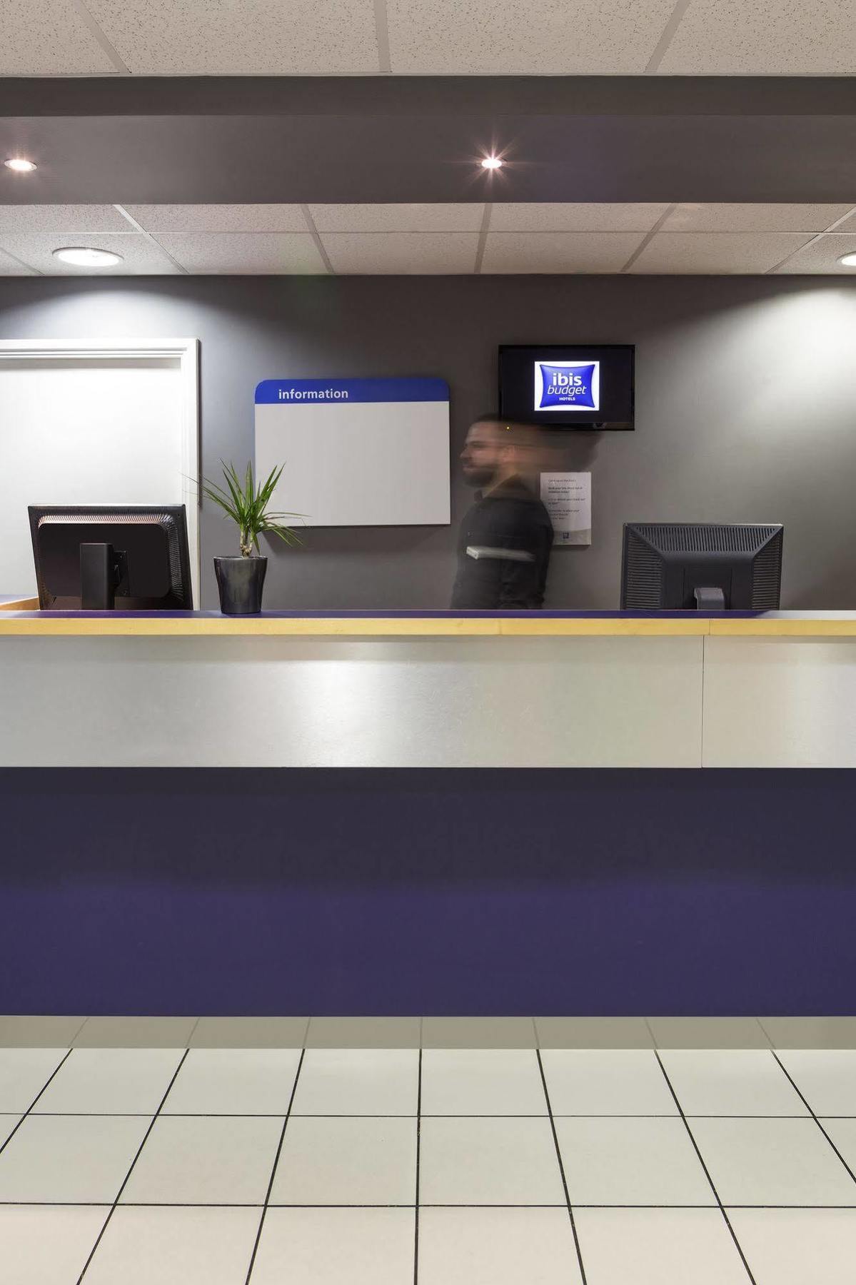 Ibis Budget Glasgow Esterno foto